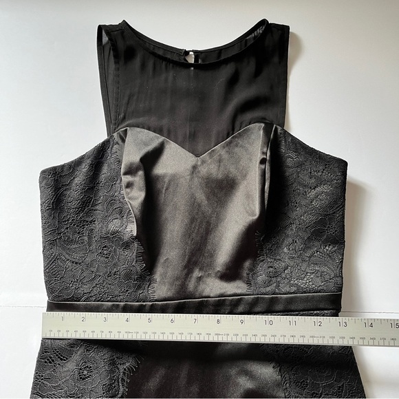 Guess Sweetheart Satin Black Cocktail Dress Eyelash Lace Overlay Evening Sz 4 - Picture 9 of 16